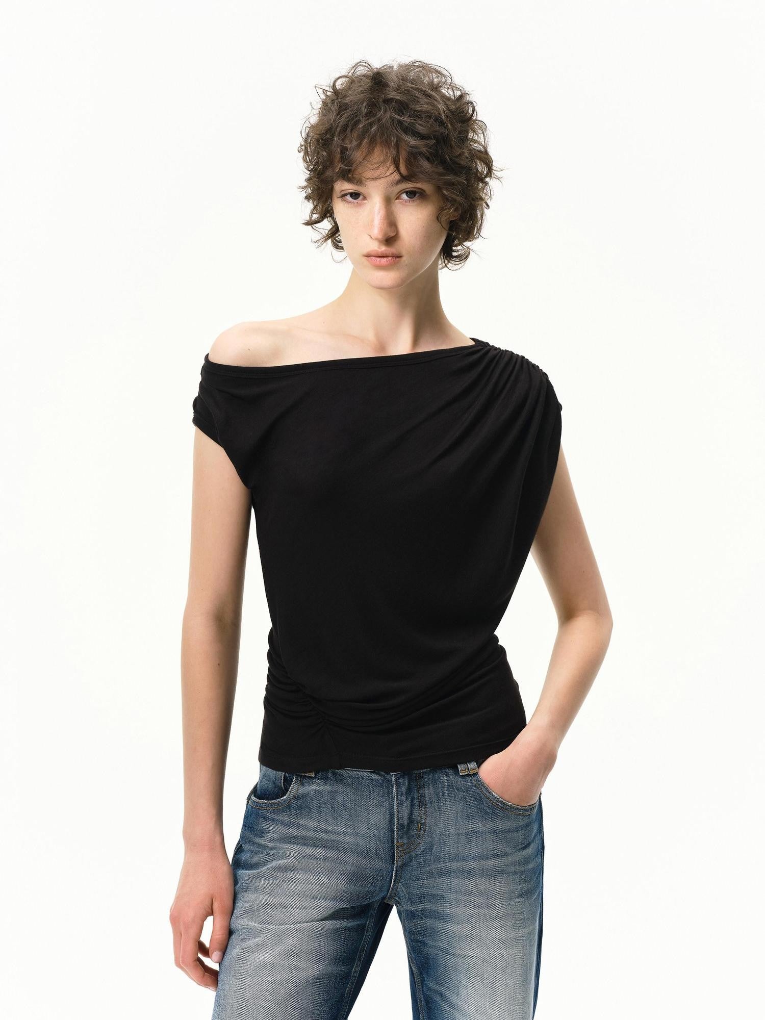 RUN TO THE FUTURE Striped Asymmetrical One Shoulder Pleated Women&