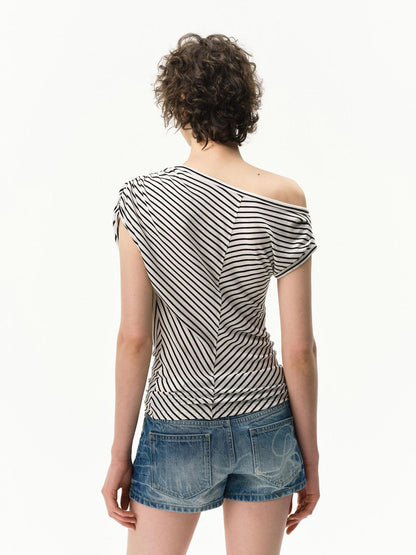 RUN TO THE FUTURE Striped Asymmetrical One Shoulder Pleated Women&