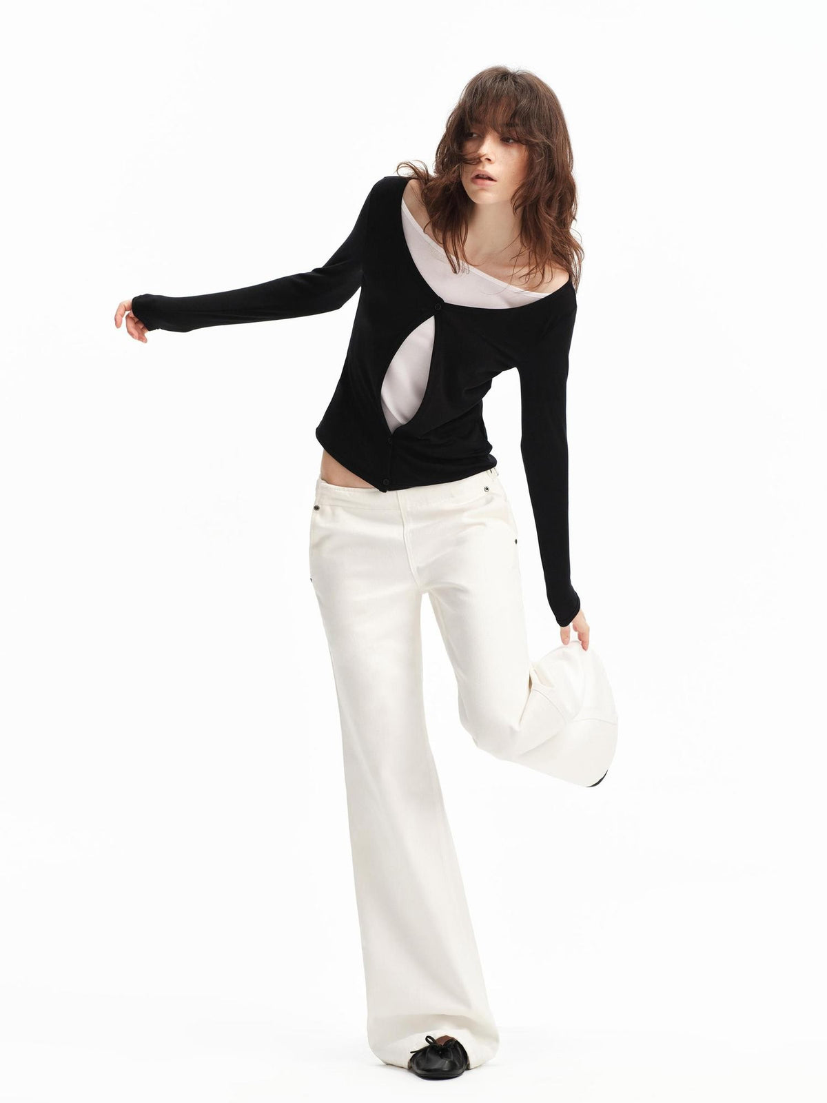 RUN TO THE FUTURE Structured White No Fly Paris Button Low Rise Cotton Women&