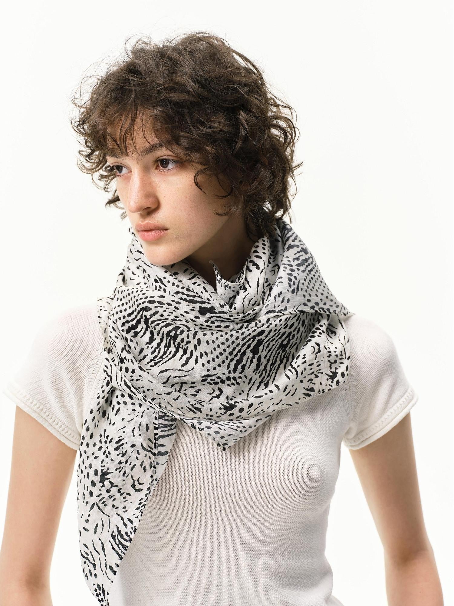 RUN TO THE FUTURE Textured Zebra Print Women&