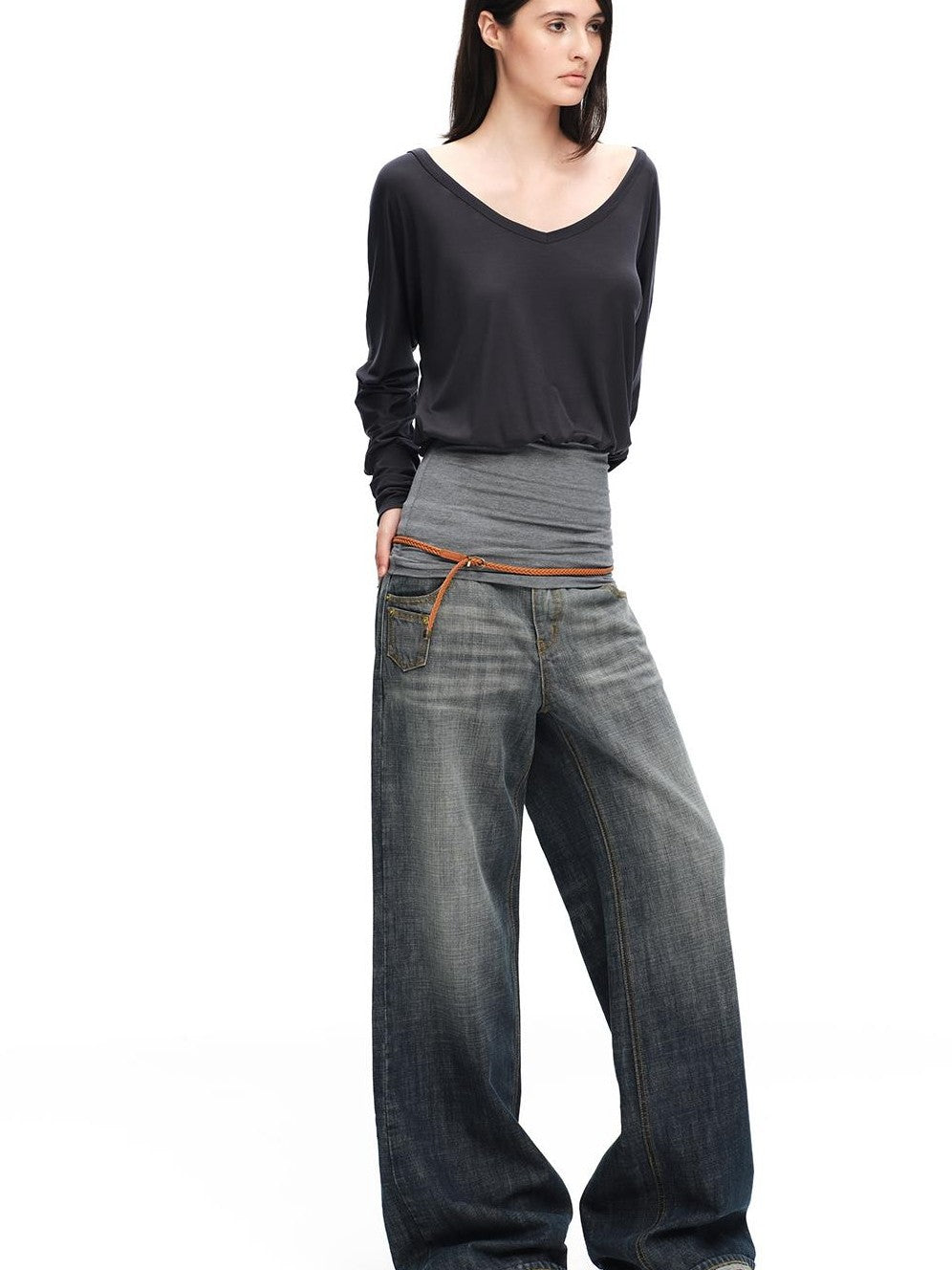 RUN TO THE FUTURE V-neck One Shoulder Contrast Trim Loose Fit Lyocell Women&
