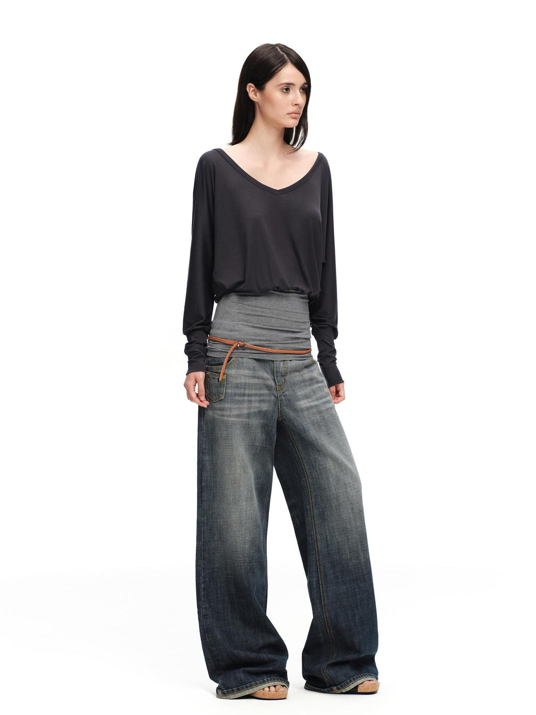 RUN TO THE FUTURE V-neck One Shoulder Contrast Trim Loose Fit Lyocell Women&
