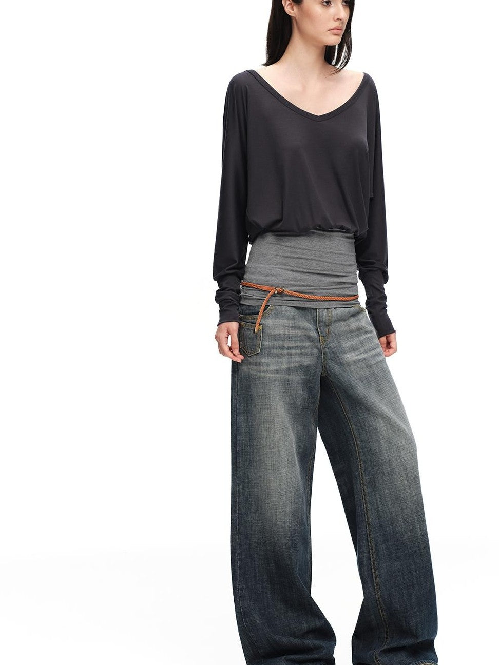 RUN TO THE FUTURE V-neck One Shoulder Contrast Trim Loose Fit Lyocell Women&