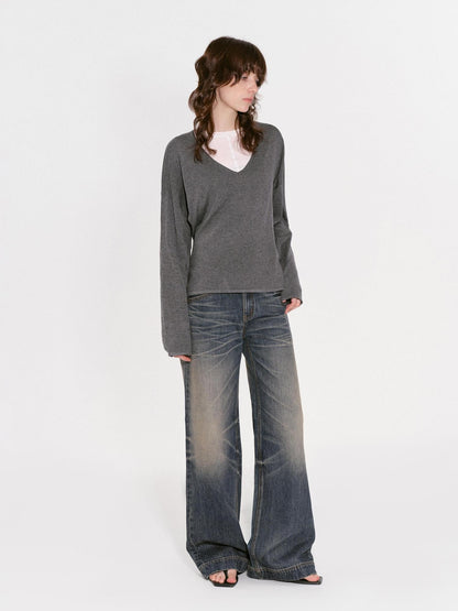 RUN TO THE FUTURE V-neck Relaxed Knit Women&