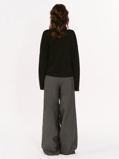 RUN TO THE FUTURE V-neck Relaxed Knit Women&