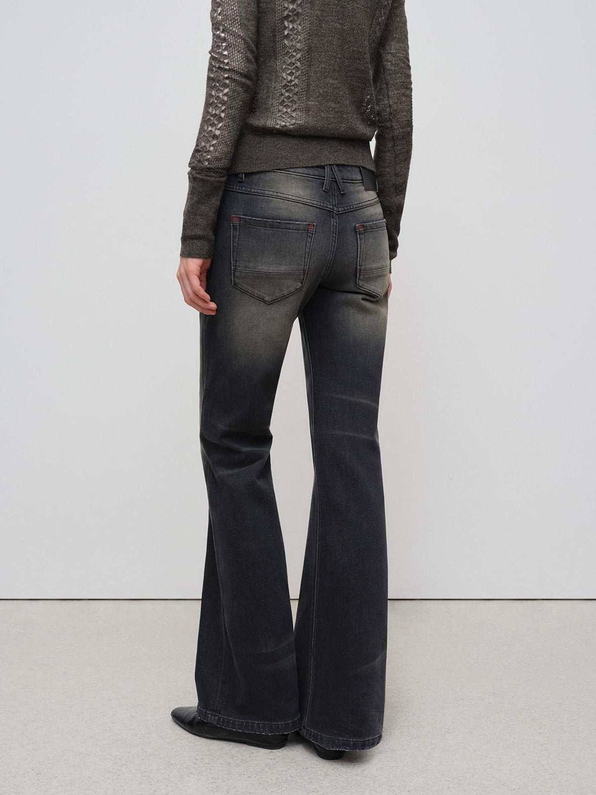 RUN TO THE FUTURE Vintage Black Whisker Distressed Low Rise Relaxed Women&