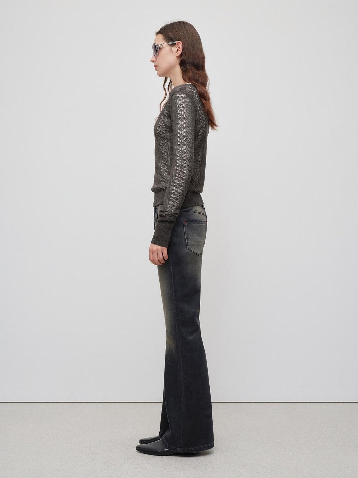 RUN TO THE FUTURE Vintage Black Whisker Distressed Low Rise Relaxed Women&