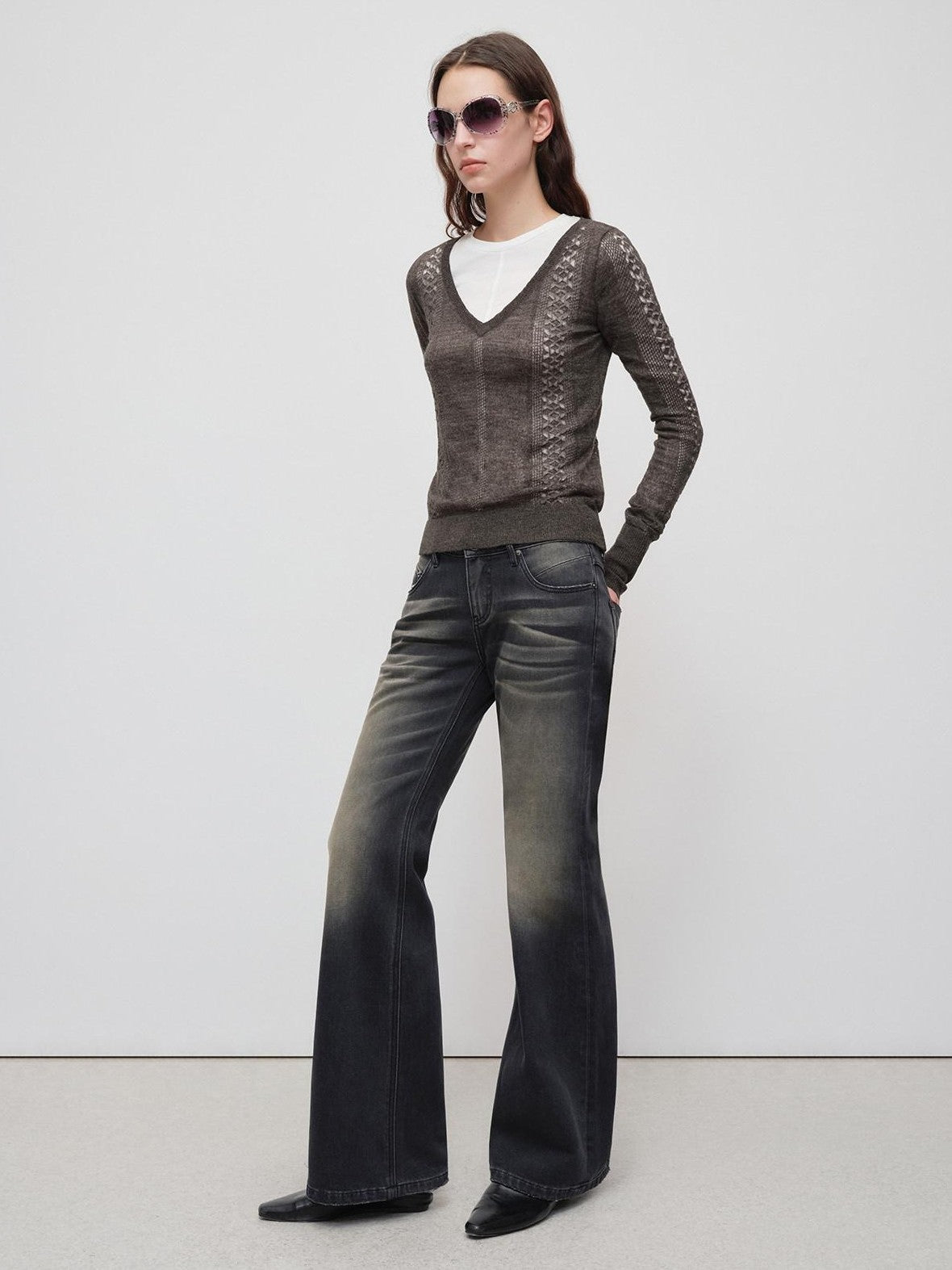 RUN TO THE FUTURE Vintage Black Whisker Distressed Low Rise Relaxed Women&