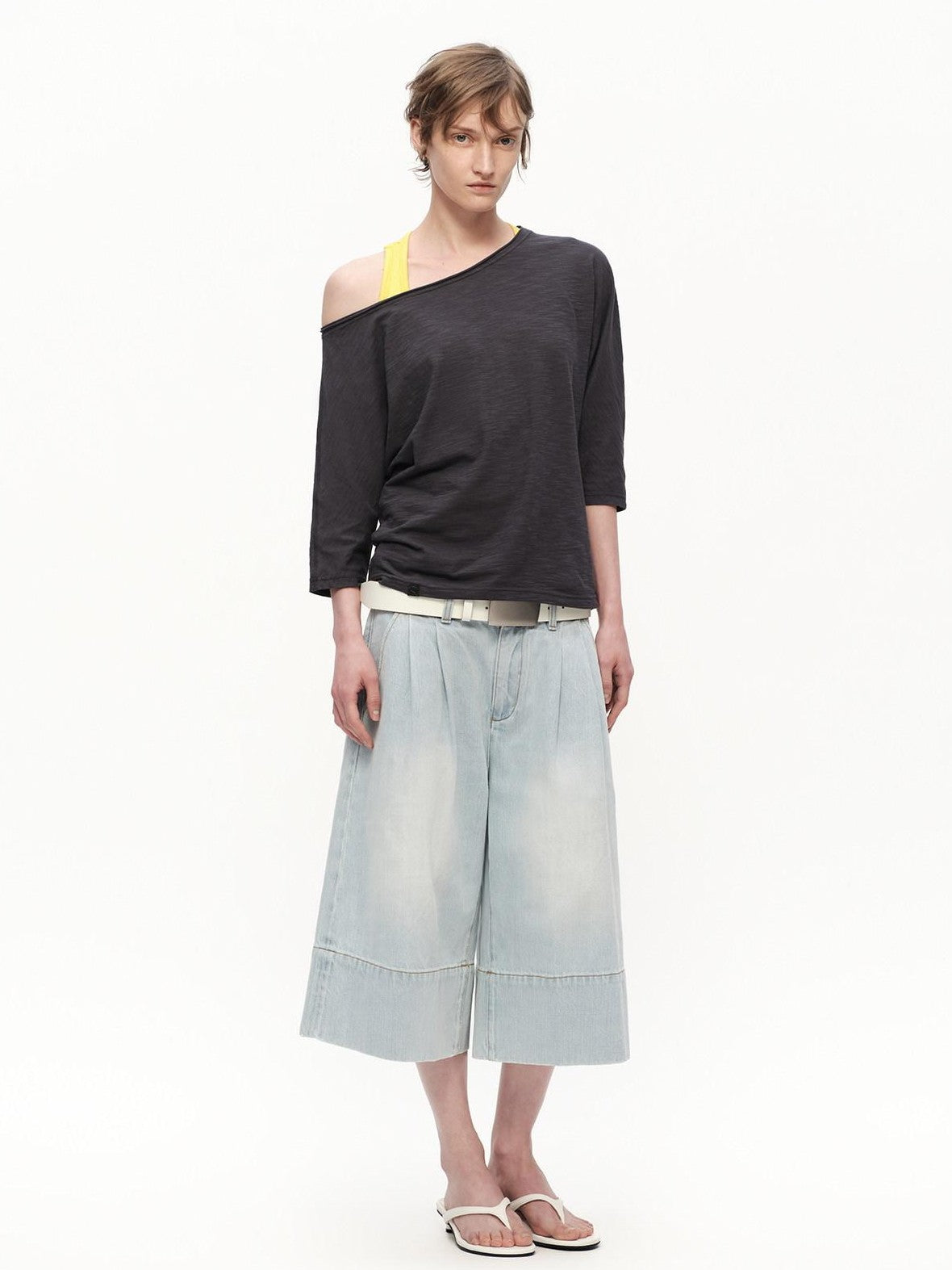 RUN TO THE FUTURE Vintage Light Wash Paris Button Cropped Women&