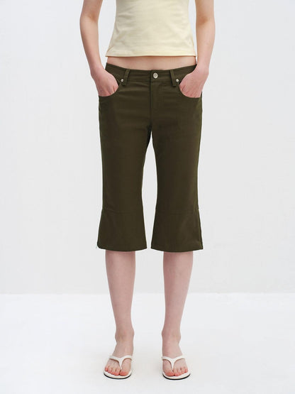 RUN TO THE FUTURE Washed Cotton Stretch Low Rise Slight Flare Zip Fly Women Olive Chino Shorts
