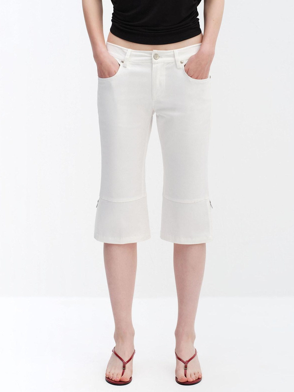 RUN TO THE FUTURE Washed Cotton Stretch Low Rise Slight Flare Zip Fly Women Olive Chino Shorts