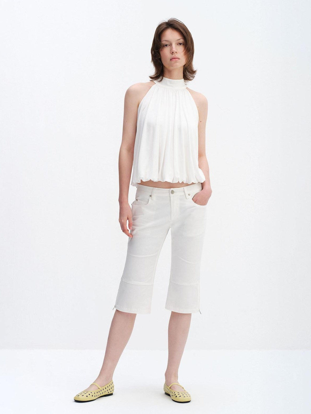 RUN TO THE FUTURE Washed Cotton Stretch Low Rise Slight Flare Zip Fly Women Olive Chino Shorts
