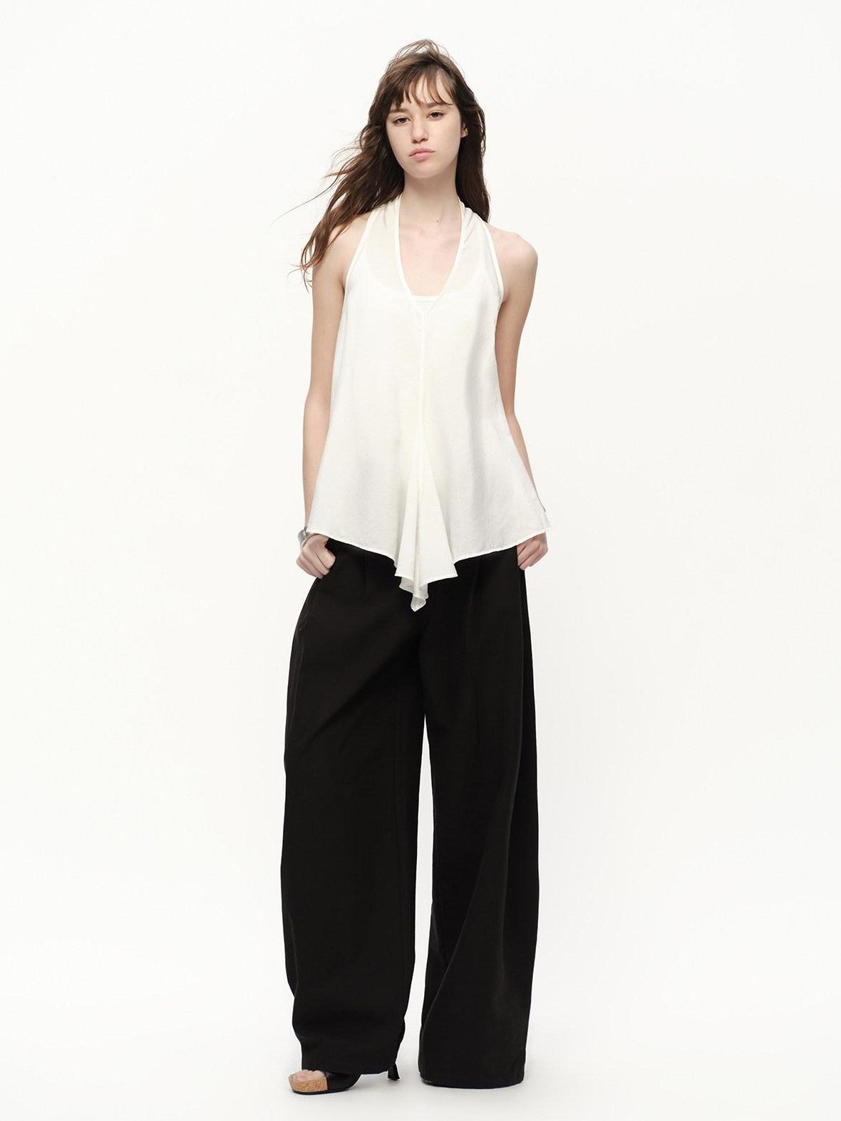 RUN TO THE FUTURE White Asymmetrical V-neck Loose Fit Women&
