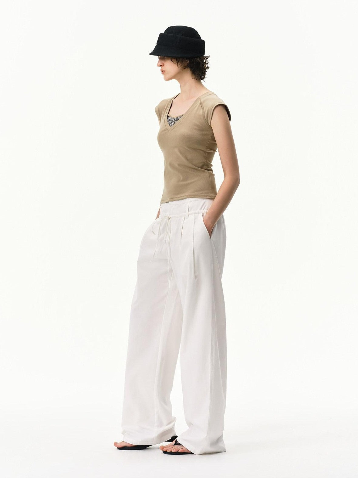 RUN TO THE FUTURE White Double Waist Drawstring Curved Women&