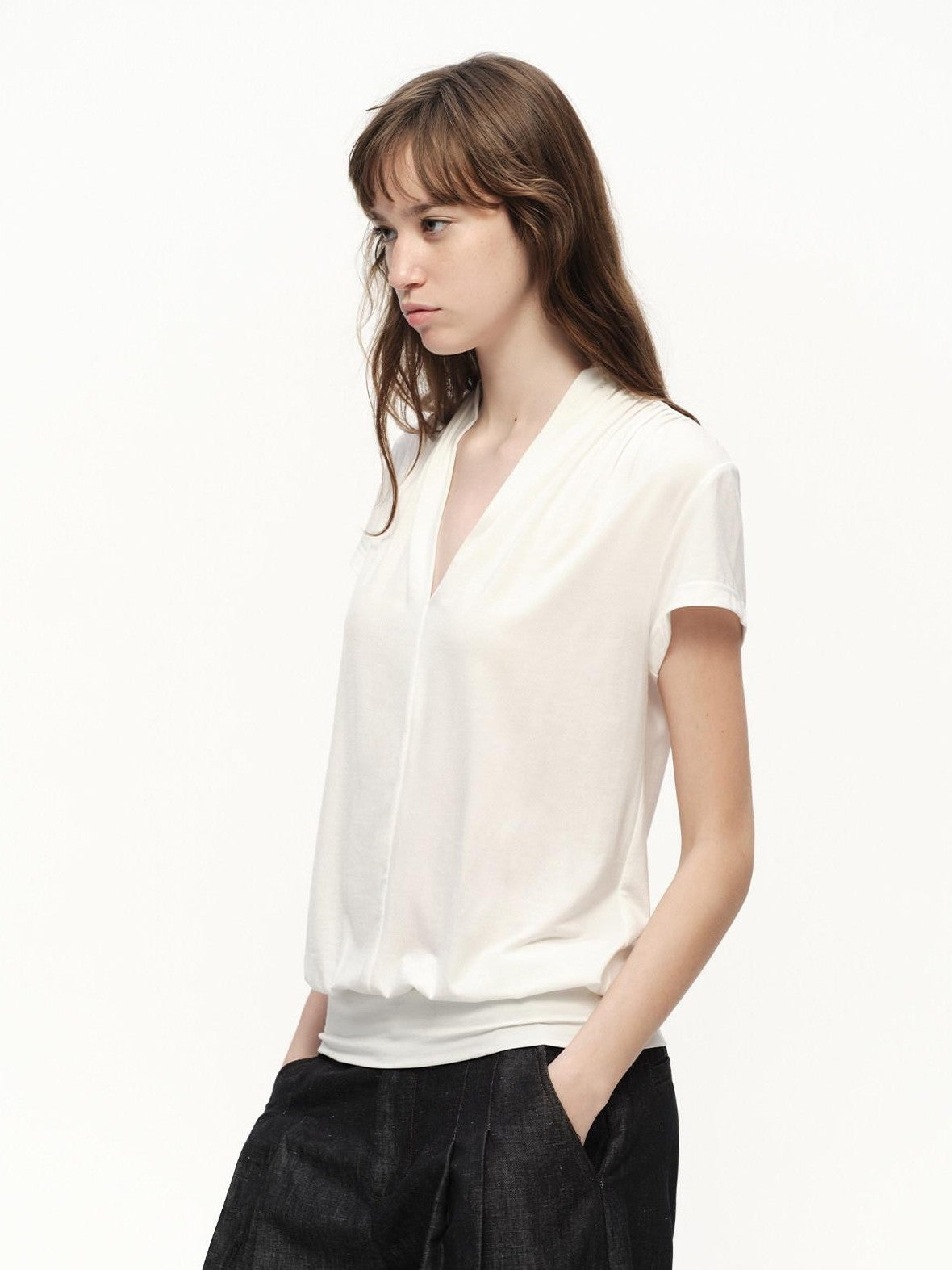RUN TO THE FUTURE White V-neck Ruched Hem Women&