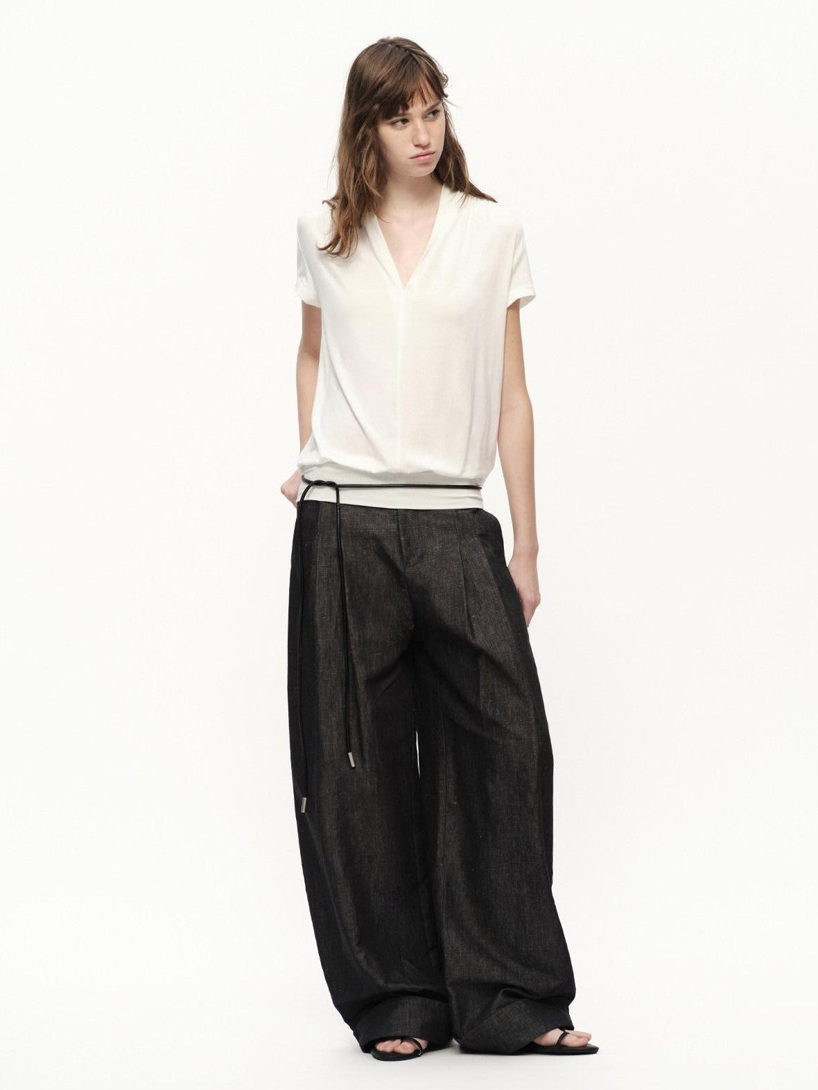 RUN TO THE FUTURE White V-neck Ruched Hem Women&