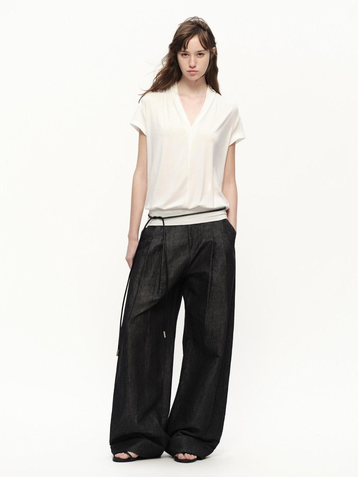 RUN TO THE FUTURE White V-neck Ruched Hem Women&