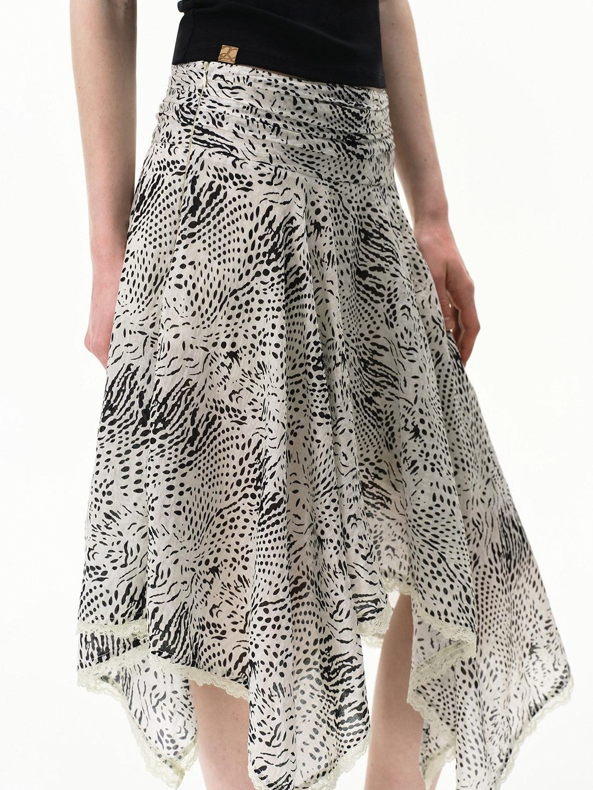 RUN TO THE FUTURE Zebra Print Irregular Lace Cool Touch Women&