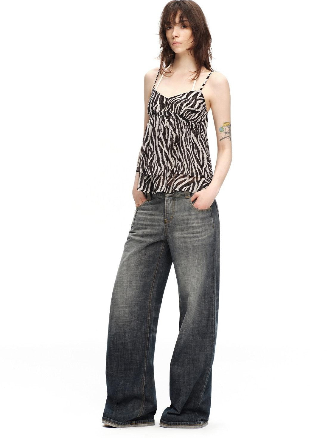 RUN TO THE FUTURE Zebra Print V-neck Open Back Women&