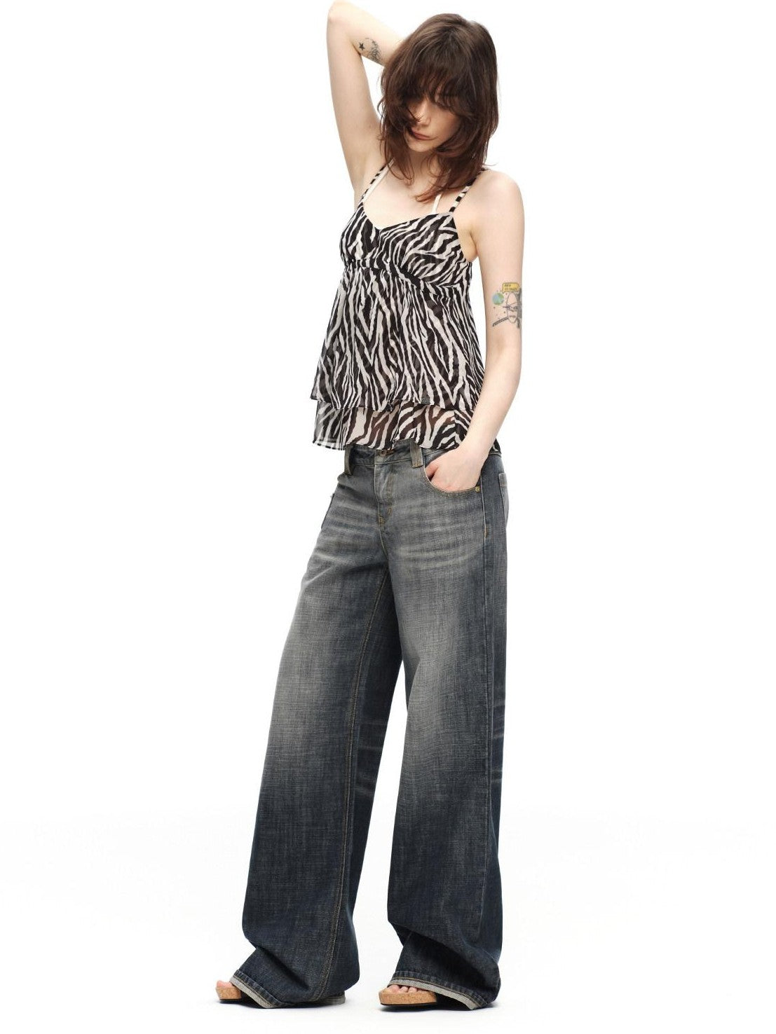 RUN TO THE FUTURE Zebra Print V-neck Open Back Women&