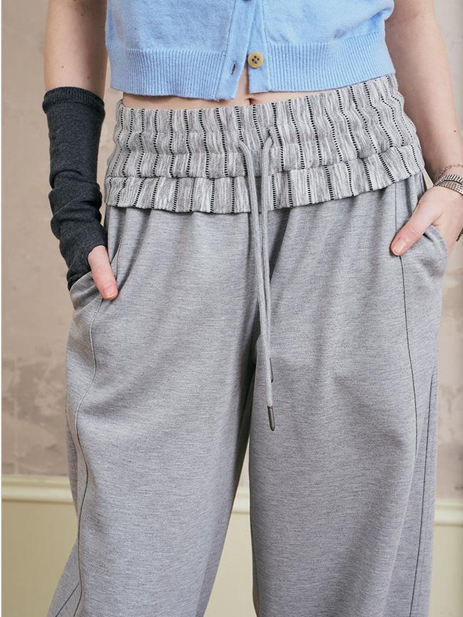 Relaxed Fit Stripe Waist Jogger Pants