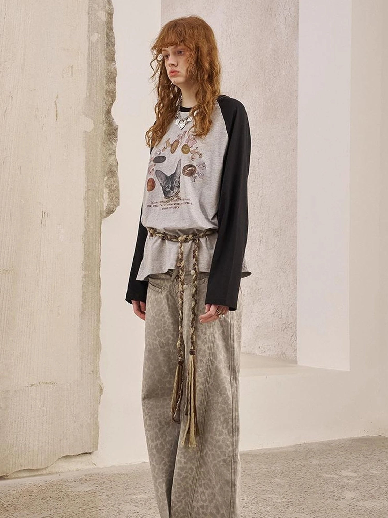 Retro Cat Coin Raglan Sleeve Tee