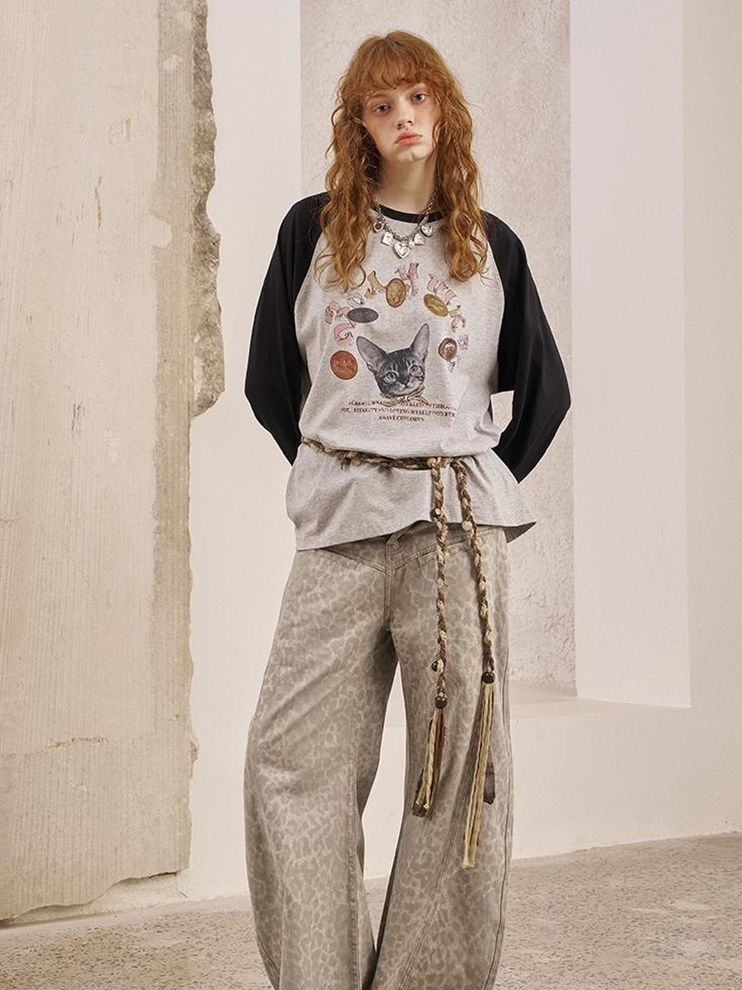 DIDDI MODA Retro Cat Coin Raglan Sleeve Tee