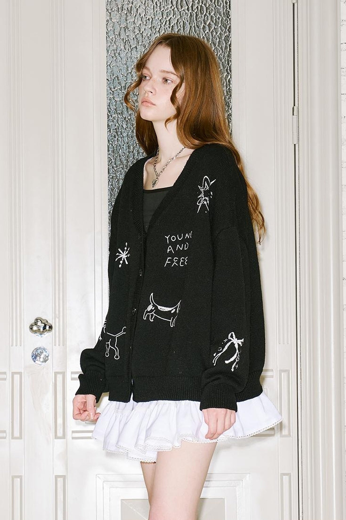 DIDDI MODA Retro Embroidered Dachshund V Neck Knit Cardigan