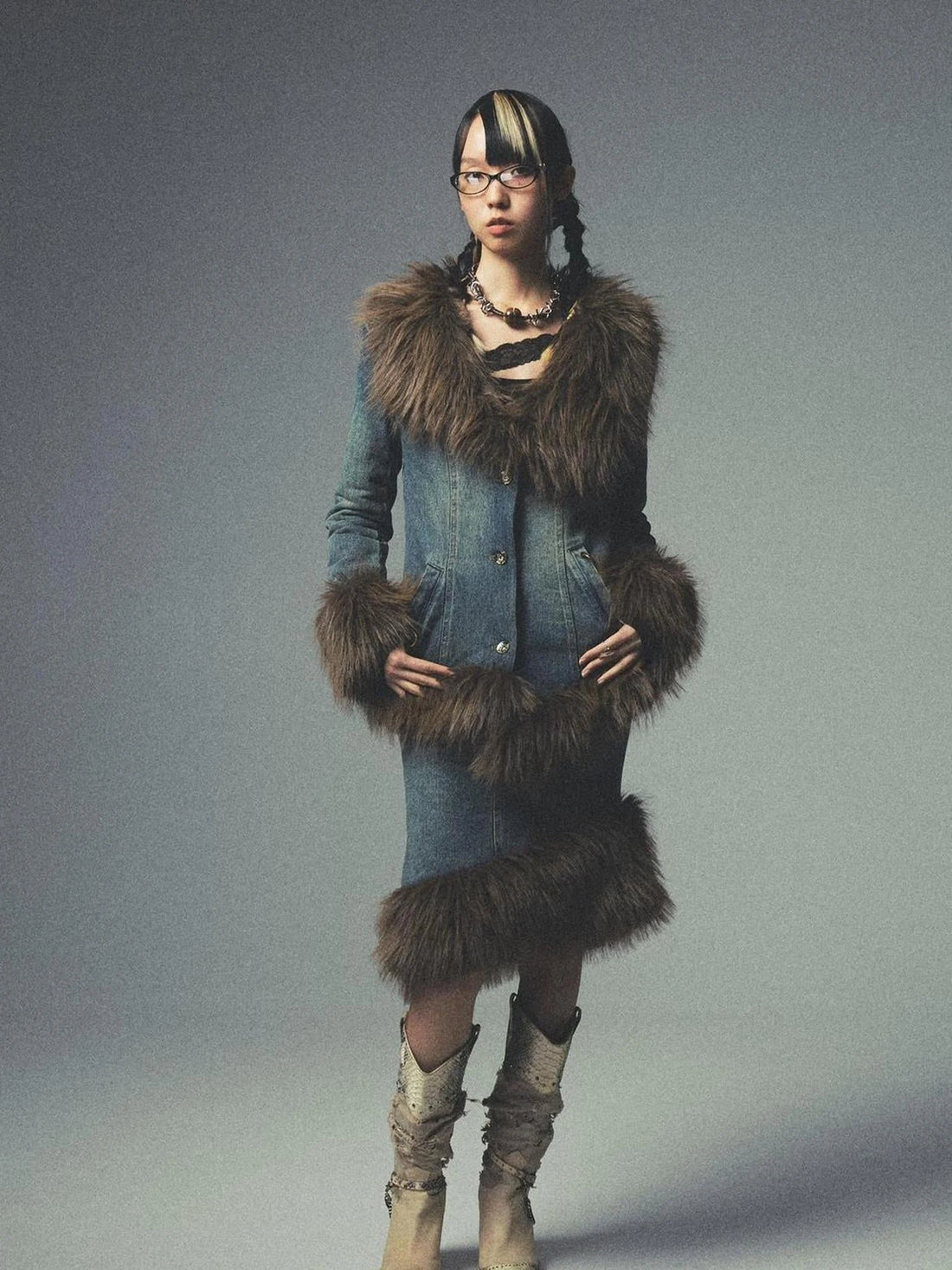 Retro Fur Collar Denim Suit With Detachable Perforated Pants And Quilted Lining