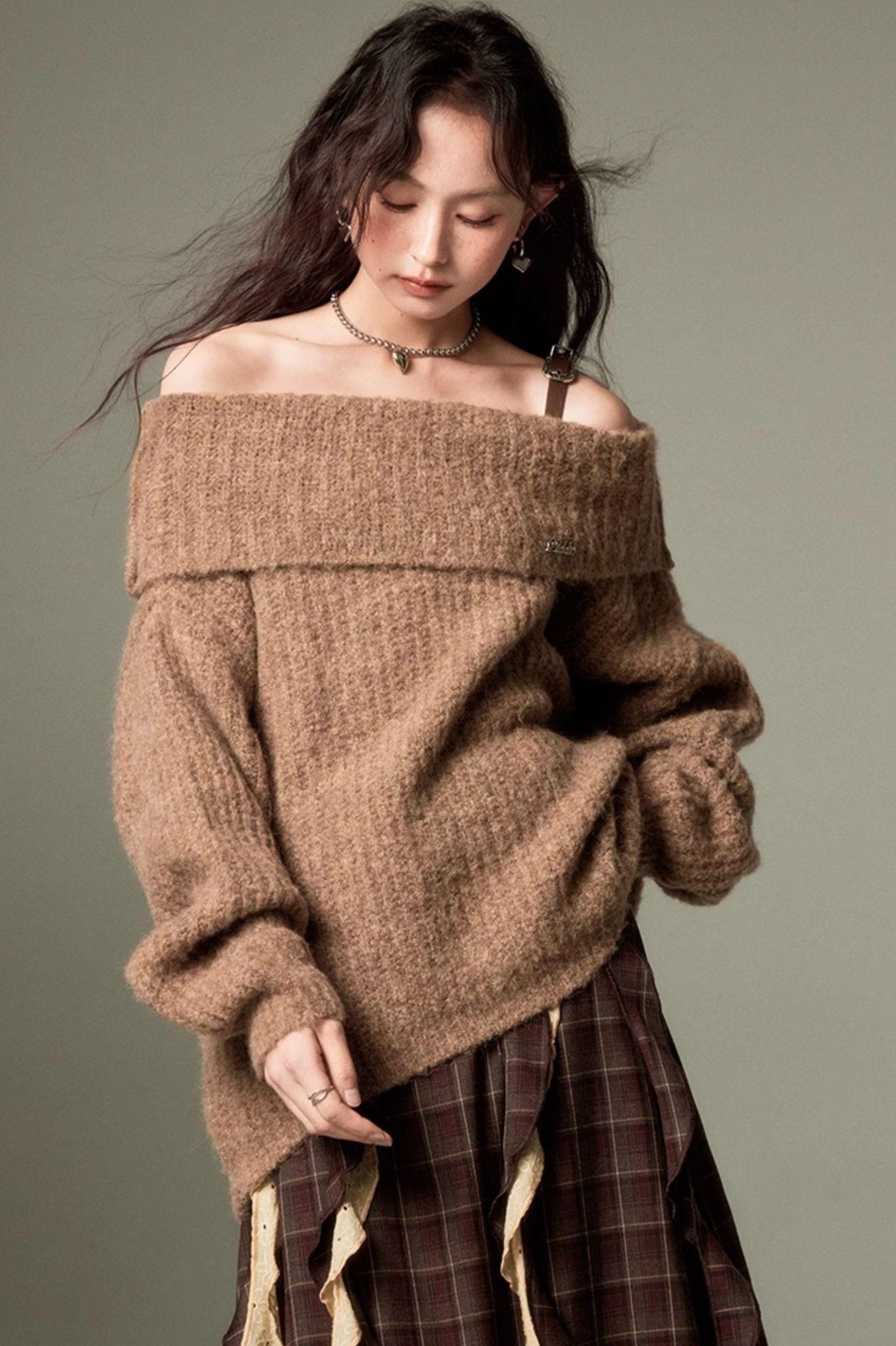 DIDDI MODA Romantic Off Shoulder Belted Sweater