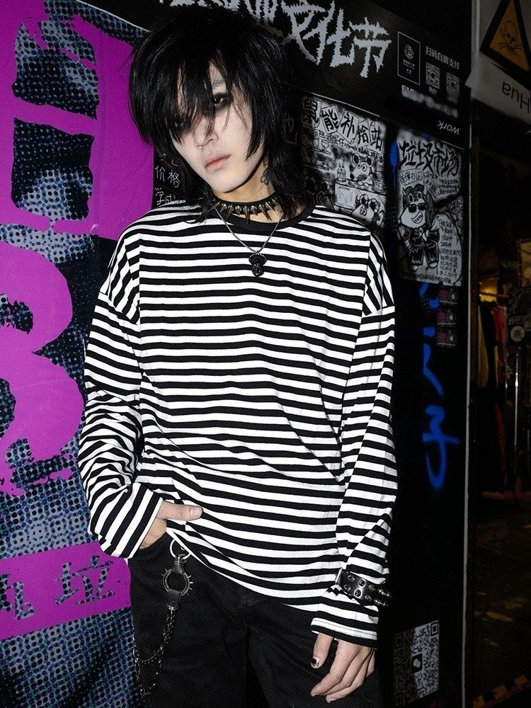 Rs_by_RebelSeed_Black_Red_Striped_Abstract_Drop_Shoulder_Punk_Women&