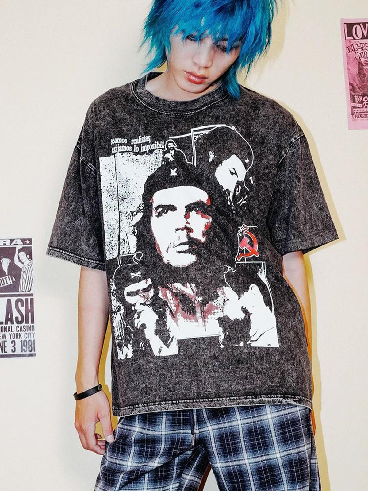Rs by RebelSeed Distressed Guevara Print Oversized Women&
