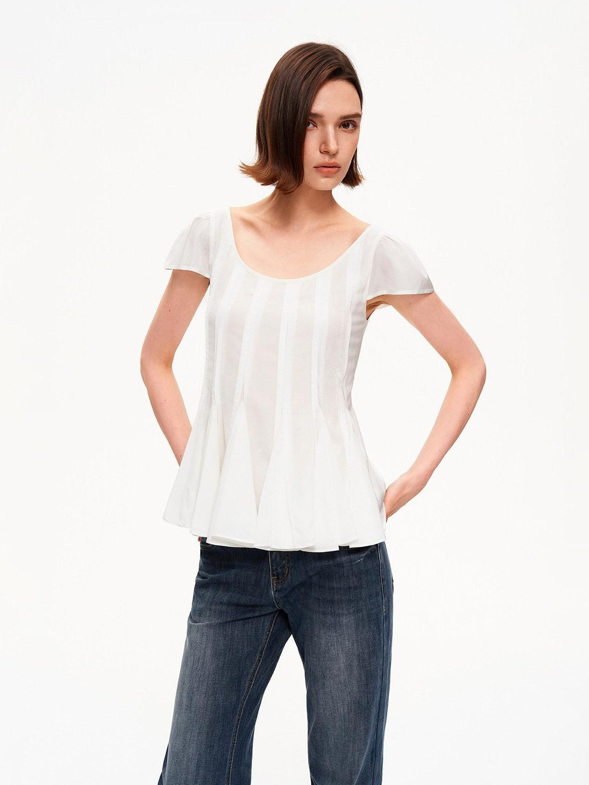 STRIKE A POSE A Line Vertical Pleated Flutter Sleeve Women&