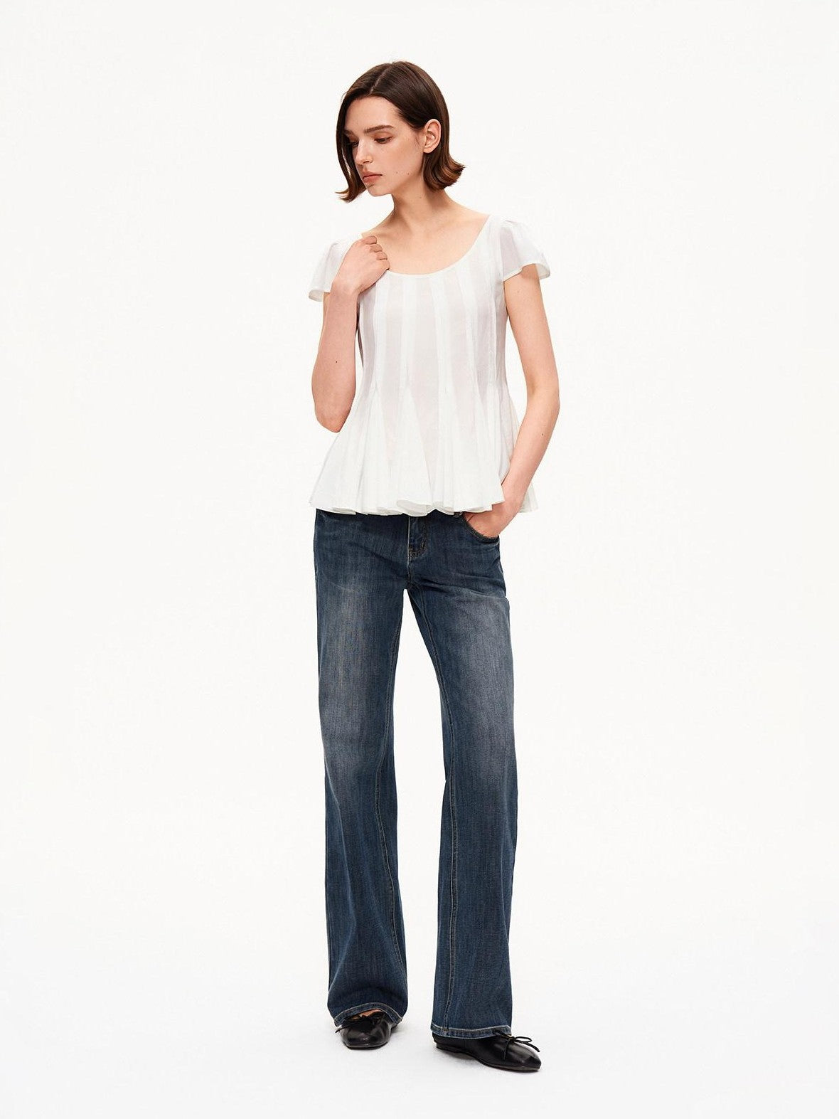 STRIKE A POSE A Line Vertical Pleated Flutter Sleeve Women&