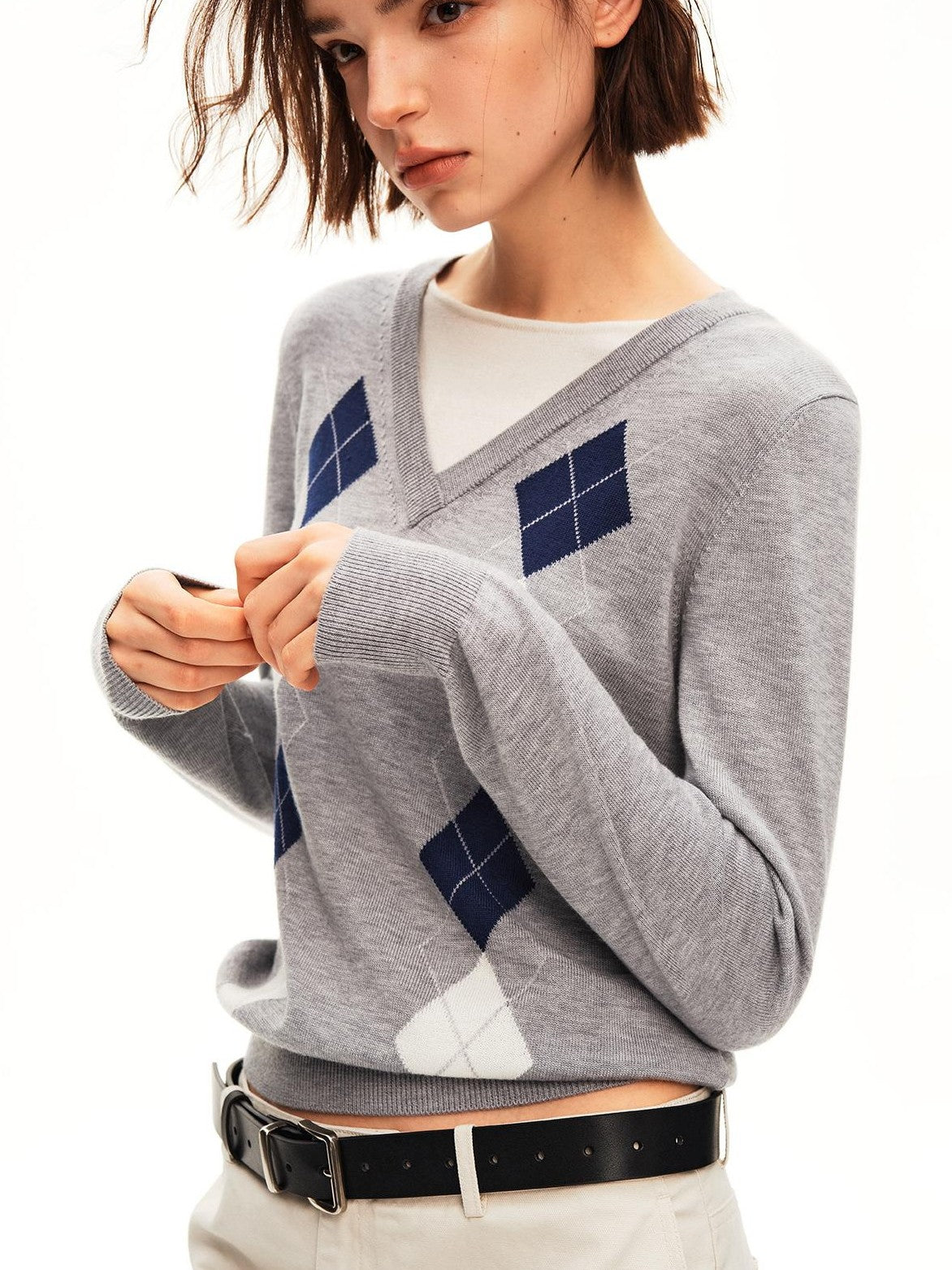 STRIKE A POSE Argyle V-neck Jacquard Faux Layered Women&