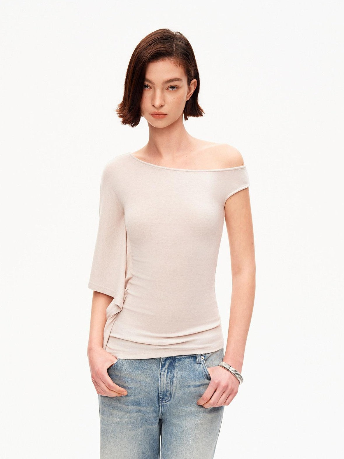 STRIKE A POSE Asymmetric Slanted Knit Short Sleeve Women&