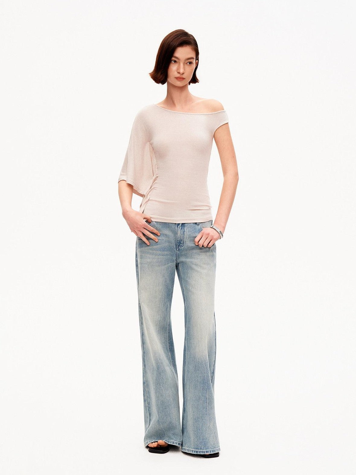 STRIKE A POSE Asymmetric Slanted Knit Short Sleeve Women&