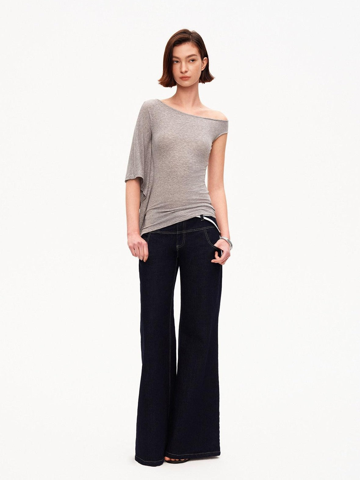 STRIKE A POSE Asymmetric Slanted Knit Short Sleeve Women&