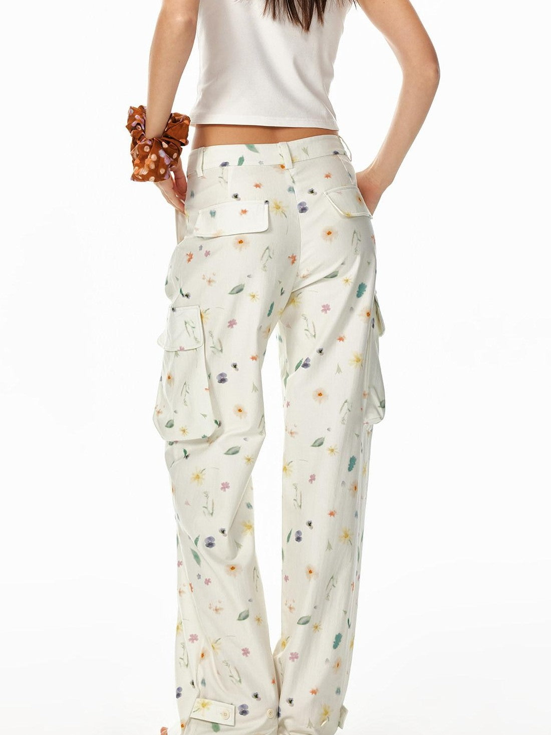 STRIKE A POSE Beige Floral Print 3d Pocket Cargo Women&