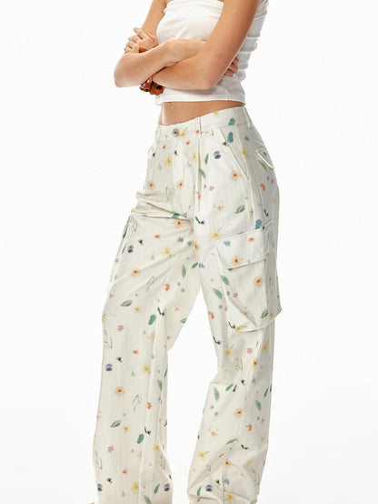STRIKE A POSE Beige Floral Print 3d Pocket Cargo Women&