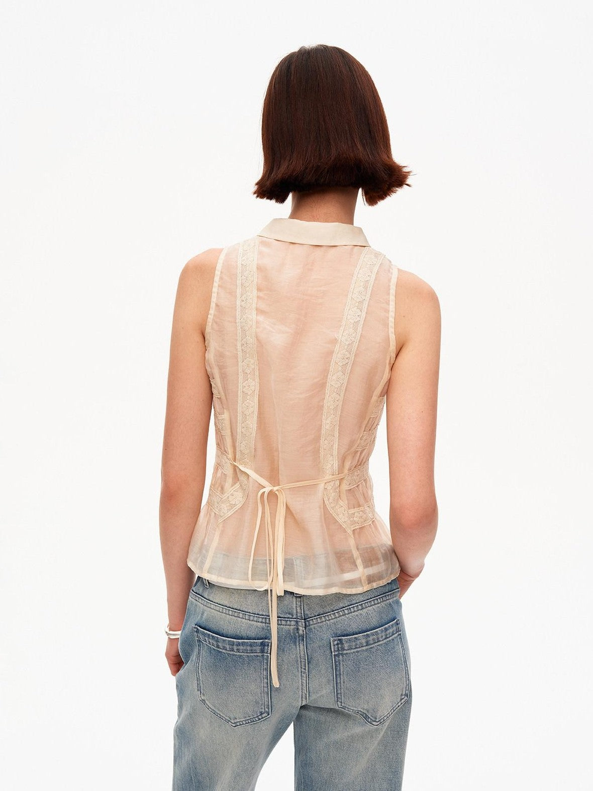 STRIKE A POSE Beige Lace Polo Collar Draped Slim Fit Women&
