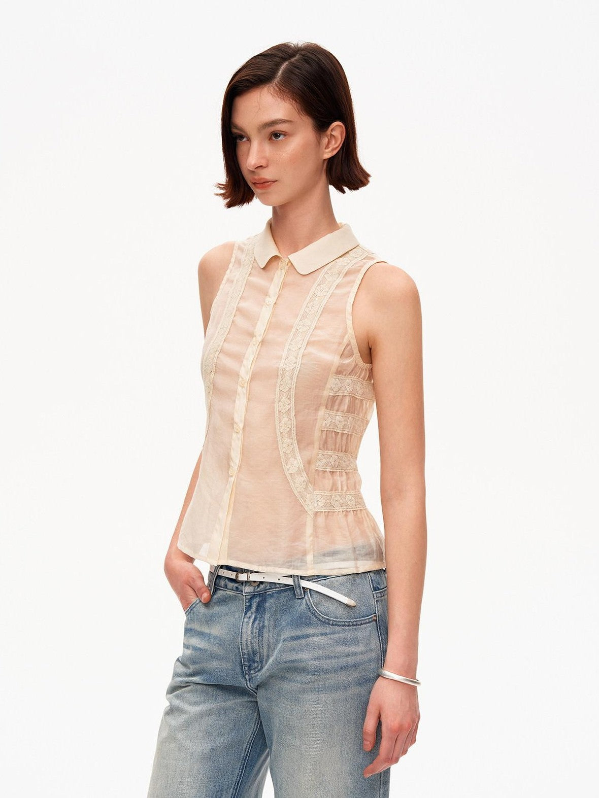 STRIKE A POSE Beige Lace Polo Collar Draped Slim Fit Women&