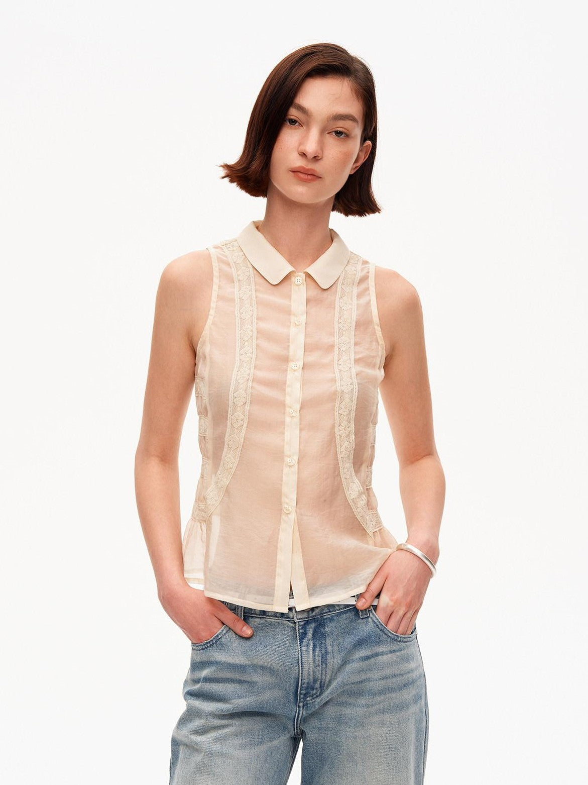 STRIKE A POSE Beige Lace Polo Collar Draped Slim Fit Women&