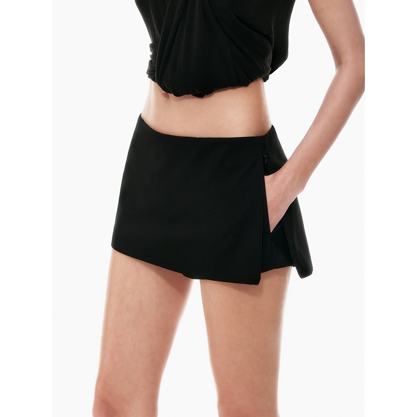 STRIKE_A_POSE_Black_A_Line_Low_Waist_Slim_Fit_Sporty_Women&