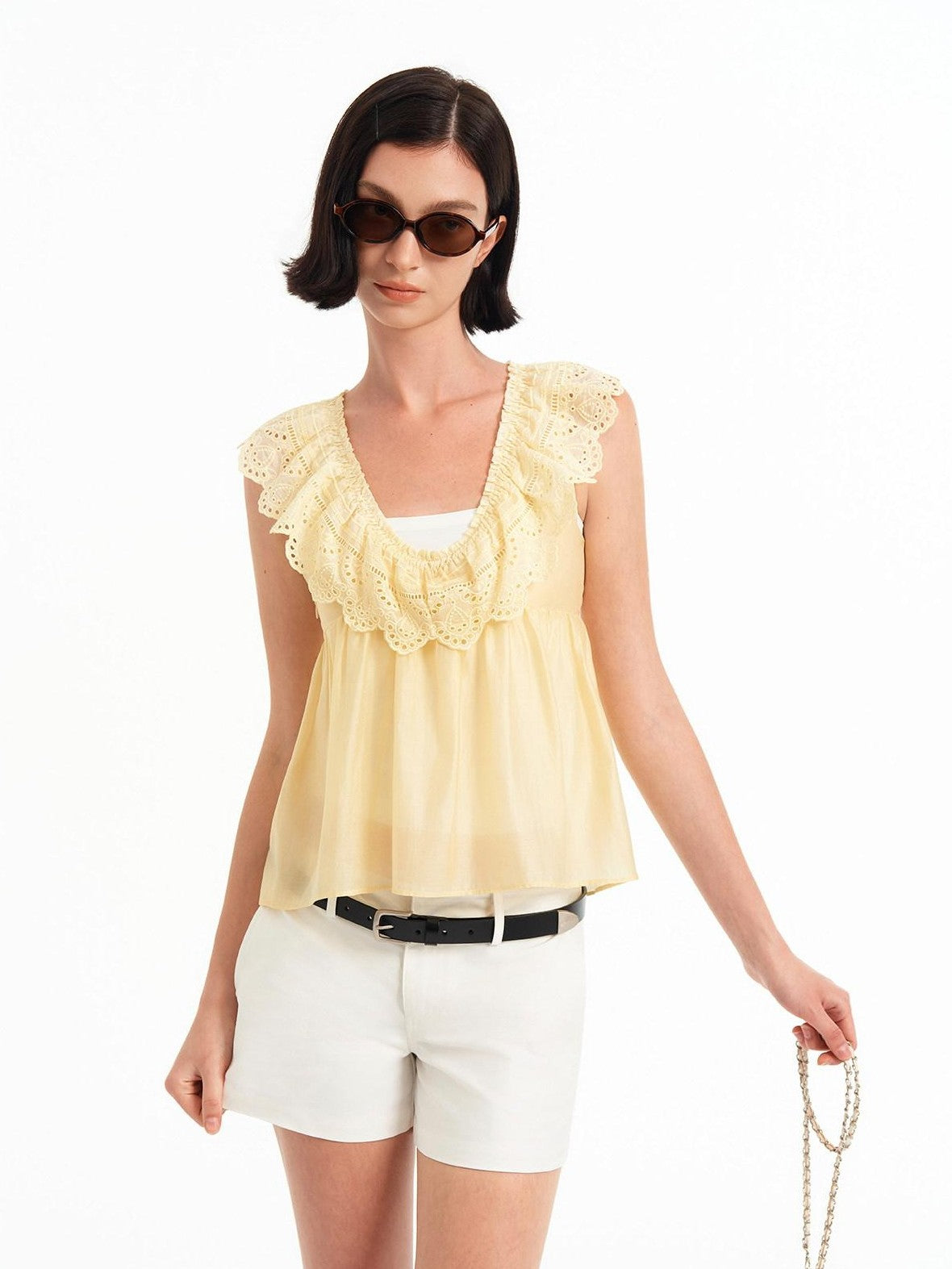 STRIKE A POSE Black White Straight Twill Wrinkle Resistant Women&