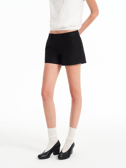 STRIKE A POSE Black White Straight Twill Wrinkle Resistant Women&