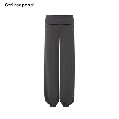 STRIKE_A_POSE_Blue_Gray_Contrast_Patchwork_Women&
