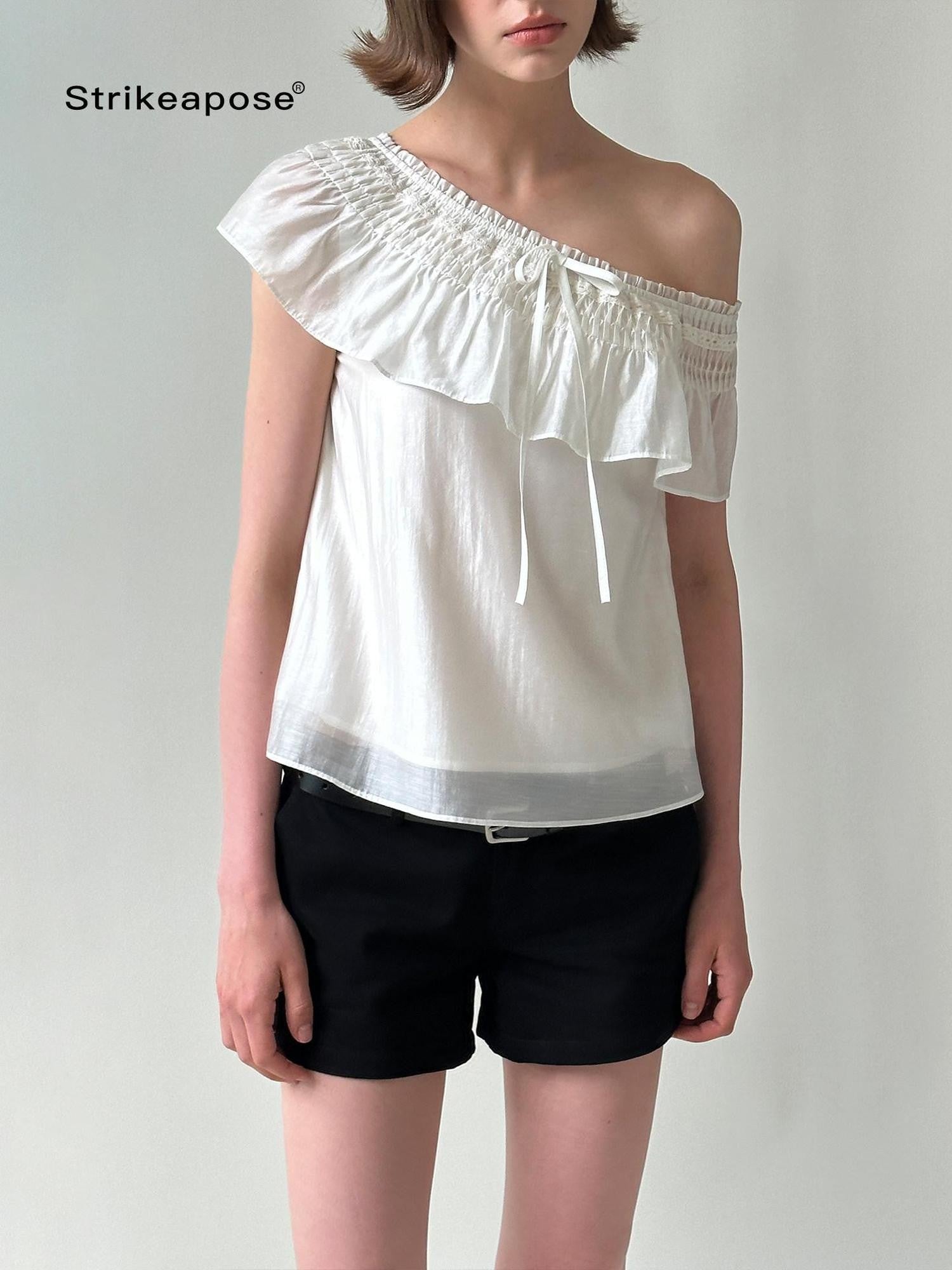 STRIKE A POSE Blush Pink Ruffle Lace Diagonal Women&