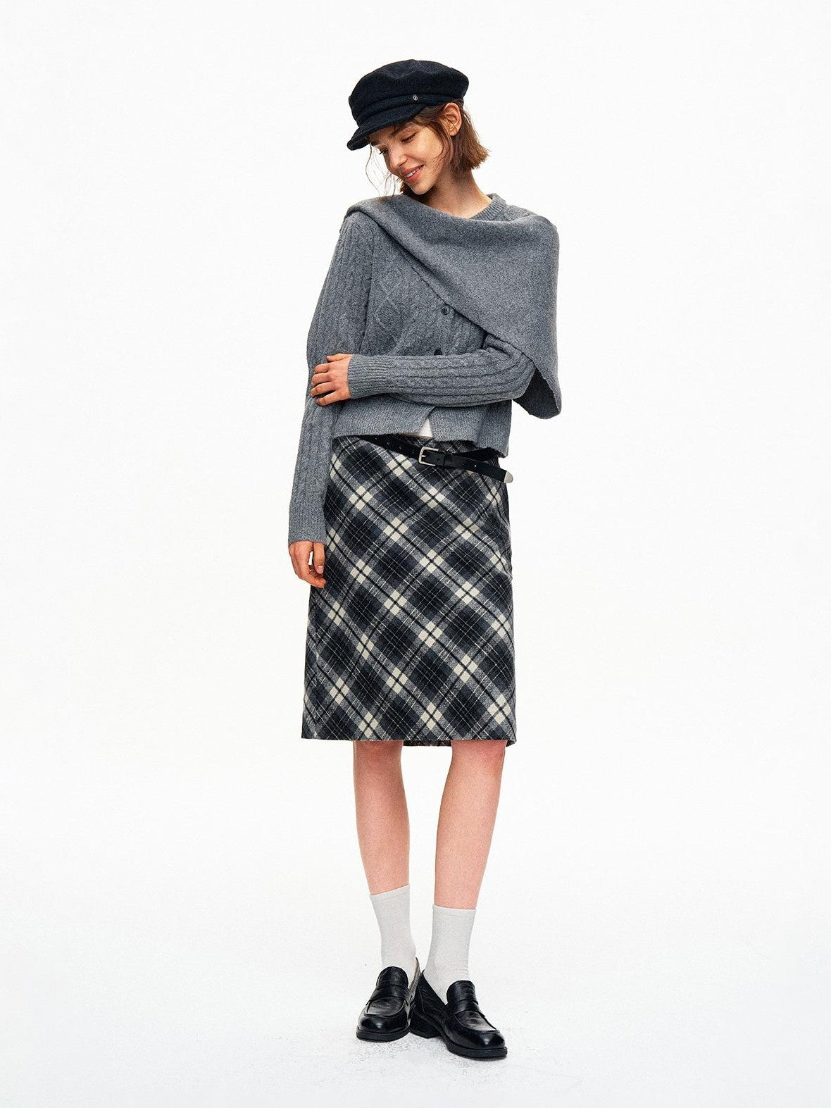 STRIKE A POSE Cable Knit Asymmetric Drape Collar Slim Fit Cropped Women&