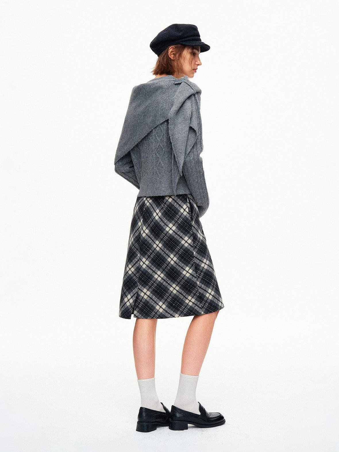 STRIKE A POSE Cable Knit Asymmetric Drape Collar Slim Fit Cropped Women&